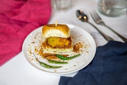 Vada Pav