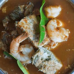Fried Egg Tamarind Soup