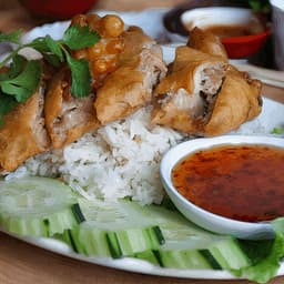 Garlic Rice With Crispy Chicken