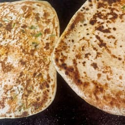 Achari Masala Parantha 2 Pcs