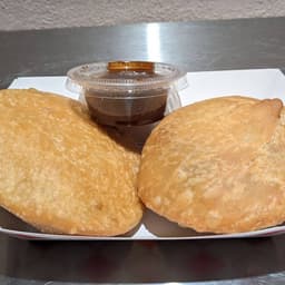 Mutter Kachori (2 Pcs)