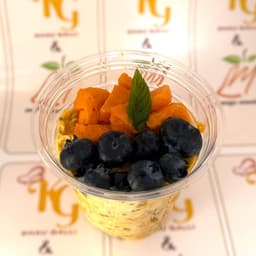 Fresh Alphonso Mango & Blueberry Oats (8Oz)