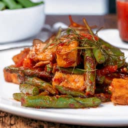 Spicy Green Bean With Fried Tofu