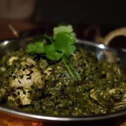 C4. Saag Chicken