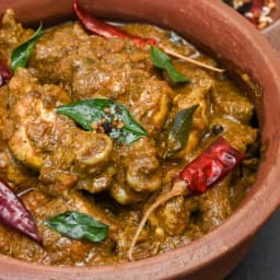 Chicken Chettinad (Free Naan)