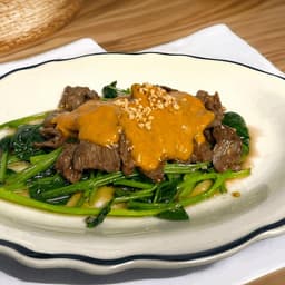 Beef Spinach and Peanut Sauce
