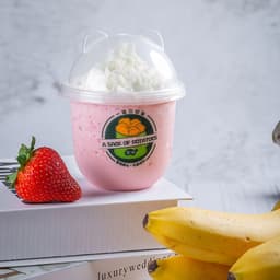 K4. Strawberry Banana Milkshake