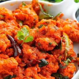 Roomali Roti + Gobi 65