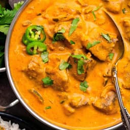 Lamb Tikka Masala (Free Naan)