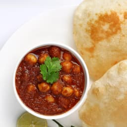 Chana Bathura (2Pcs)