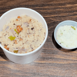 Upma (With Sambar and Chutney)