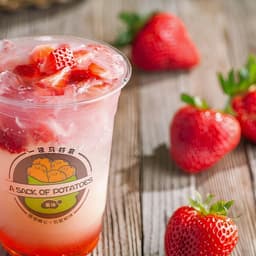 K6. Strawberry Sparkling Refresher