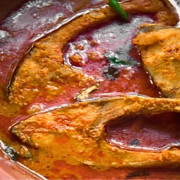 Fish Masala (Free Naan)