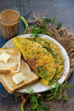 Masala Indian Style Omlette W/ 2 Slices of Bread
