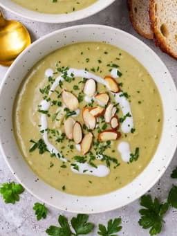 Broccolli Almond Soup